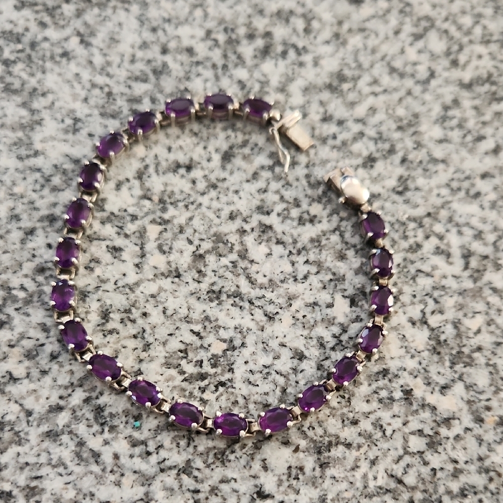 Elegant Purple Gemstone Bracelet